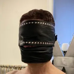 Lamslederen Wikkel Masker Van NLLeather